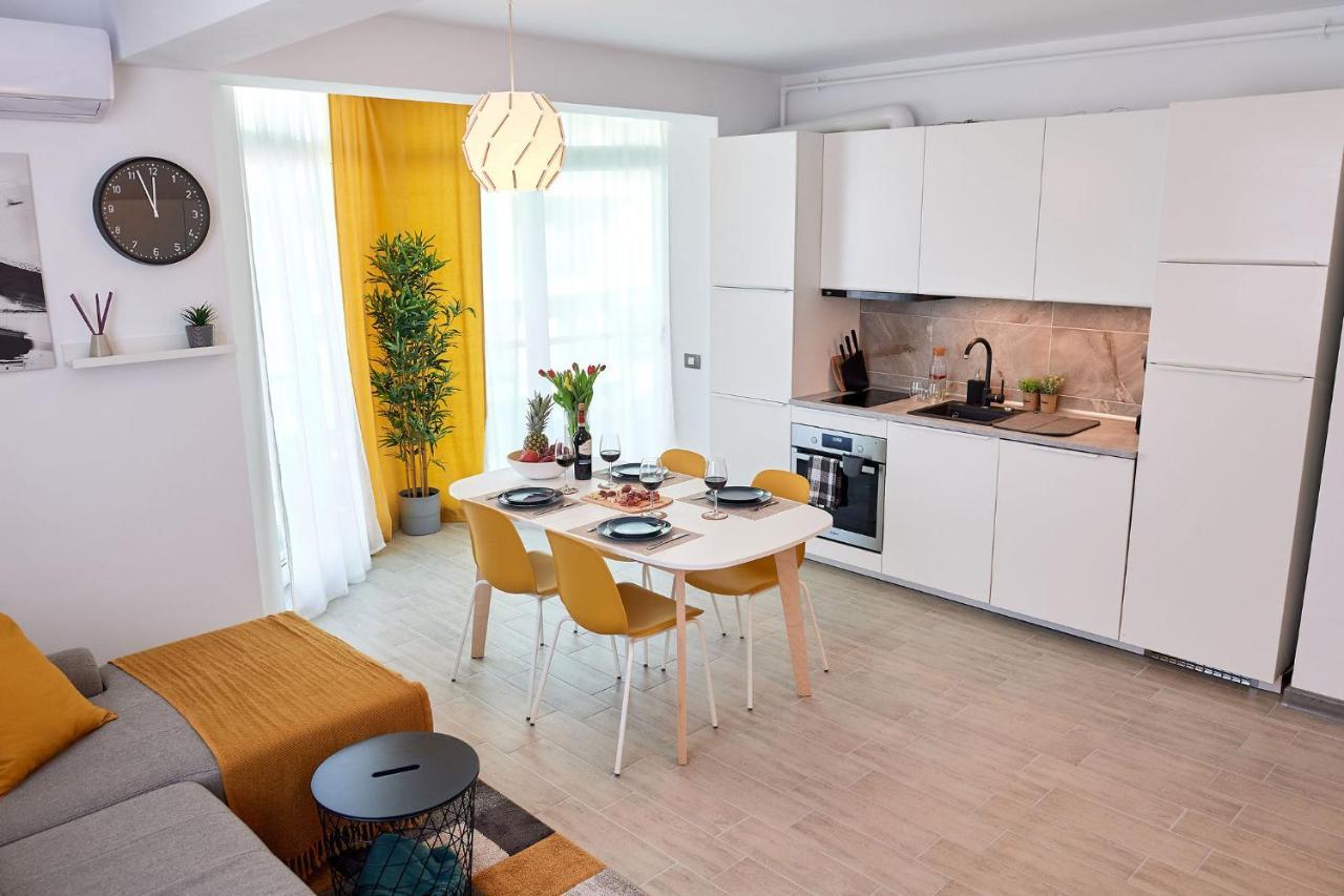 Năvodari Fineloft Sea View Apartment-Spa N Pools Beach Resort מראה חיצוני תמונה