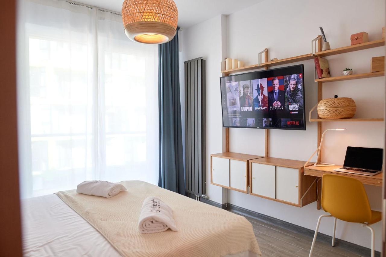 Năvodari Fineloft Sea View Apartment-Spa N Pools Beach Resort מראה חיצוני תמונה